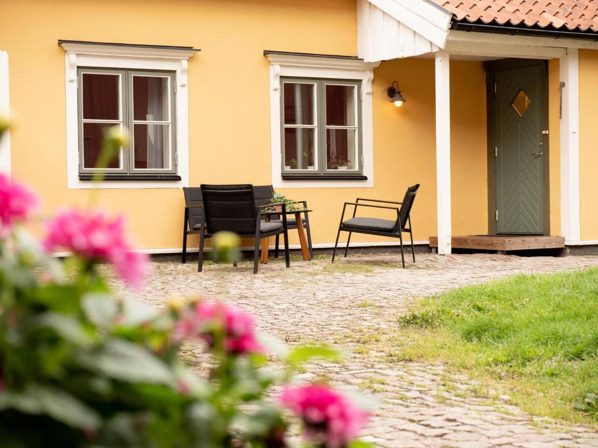 Hotel Pomona Living à Lidköping Extérieur photo