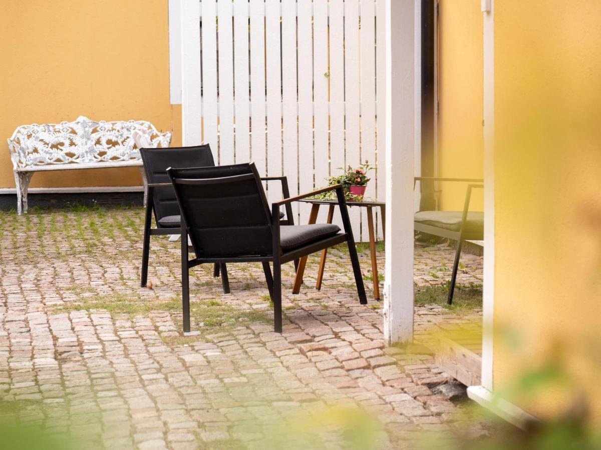 Hotel Pomona Living à Lidköping Extérieur photo