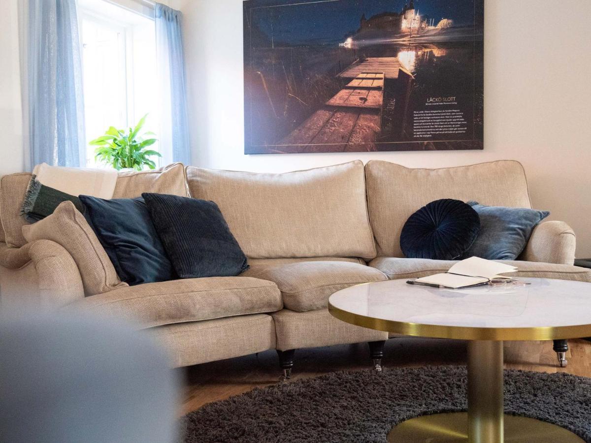 Hotel Pomona Living à Lidköping Extérieur photo