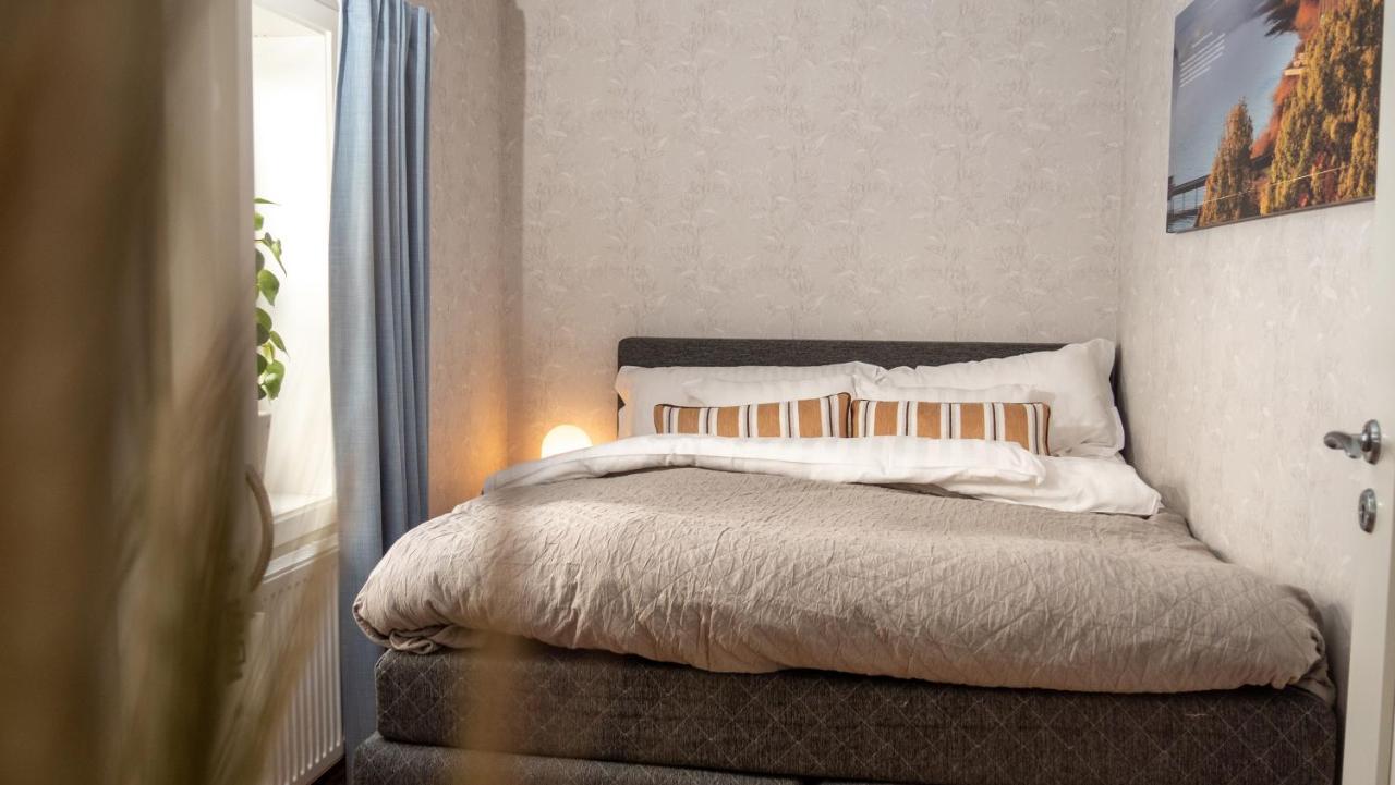 Hotel Pomona Living à Lidköping Extérieur photo